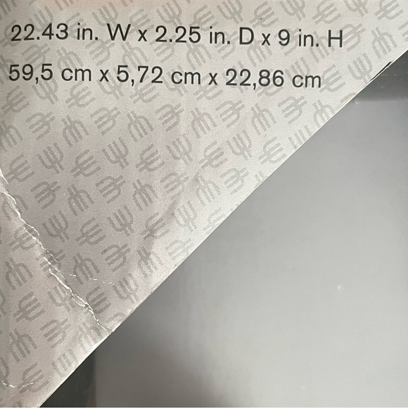 HOMESTRENDS Two Metallic Owls Perched on a branch hanger - Picture 5 of 9